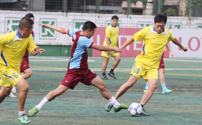 Khai mạc Giải bóng đá các CLB Hoàn Kiếm mở rộng 2015 ảnh 4 Khai mạc Giải bóng đá các CLB Hoàn Kiếm mở rộng 2015 ảnh 4