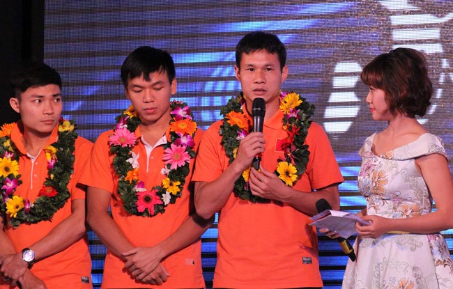 Tuyển Futsal Việt Nam nhận thưởng "khủng" nhất từ trước đến giờ ảnh 3 Tuyển Futsal Việt Nam nhận thưởng "khủng" nhất từ trước đến giờ ảnh 3