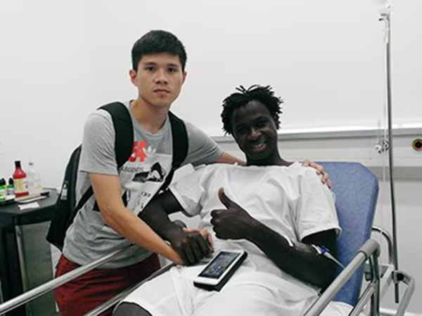 Giải Fair-play bóng đá Việt Nam 2015 thuộc về ngoại binh Abass ảnh 2