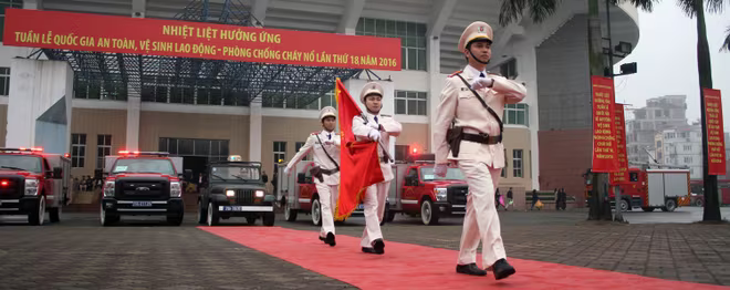 Phát động Tuần lễ quốc gia an toàn vệ sinh lao động, phòng chống cháy nổ 2016 ảnh 5 Phát động Tuần lễ quốc gia an toàn vệ sinh lao động, phòng chống cháy nổ 2016 ảnh 5