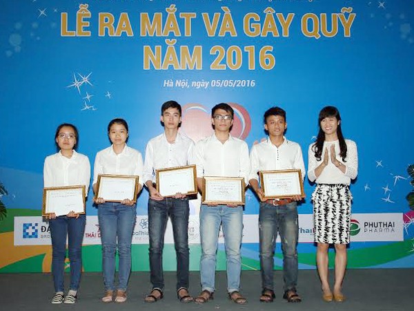 Chắp cánh ước mơ cho những sinh viên nghèo học giỏi ảnh 3 Chắp cánh ước mơ cho những sinh viên nghèo học giỏi ảnh 3