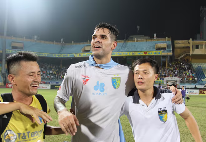 "Người hùng" Gonzalo và hơn 90 phút không thể quên cùng Hà Nội T&T ảnh 8 "Người hùng" Gonzalo và hơn 90 phút không thể quên cùng Hà Nội T&T ảnh 8