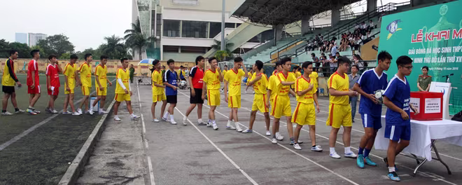 Giải bóng đá học sinh Báo ANTĐ sẻ chia với đồng bào miền Trung ảnh 7 Giải bóng đá học sinh Báo ANTĐ sẻ chia với đồng bào miền Trung ảnh 7