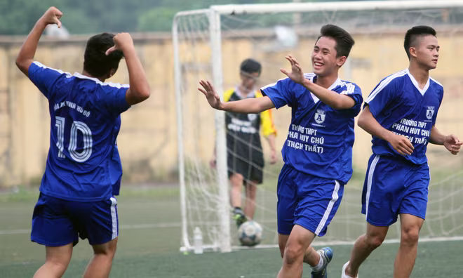 Hình ảnh tứ kết và lịch bán kết giải bóng đá học sinh THPT Hà Nội ảnh 11 Hình ảnh tứ kết và lịch bán kết giải bóng đá học sinh THPT Hà Nội ảnh 11