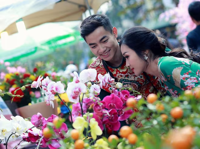 Hotboy thể dục Phạm Phước Hưng du xuân cùng bạn gái xinh đẹp ảnh 3 Hotboy thể dục Phạm Phước Hưng du xuân cùng bạn gái xinh đẹp ảnh 3