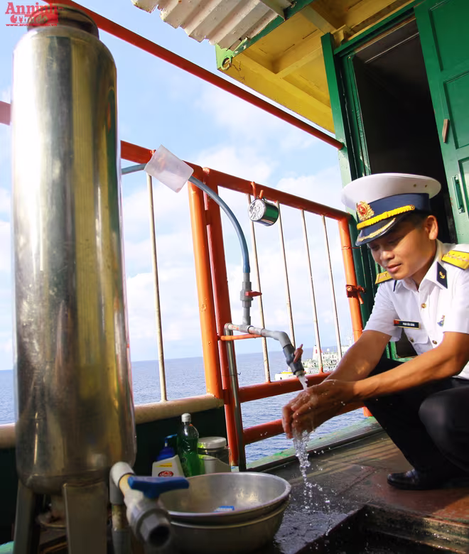 Kỳ vĩ "lâu đài trên biển" mang dấu chủ quyền Việt Nam ảnh 8 Kỳ vĩ "lâu đài trên biển" mang dấu chủ quyền Việt Nam ảnh 8