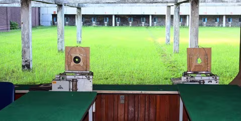 Thầy của VĐV Hoàng Xuân Vinh tha thiết xin Bộ trưởng một trường bắn điện tử ảnh 2