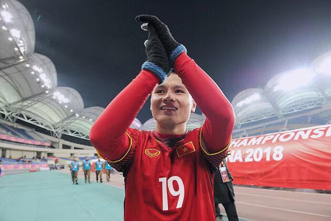 Điểm danh những cái tên "hot" nhất V-League 2018, dư luận quan tâm ảnh 7 Điểm danh những cái tên "hot" nhất V-League 2018, dư luận quan tâm ảnh 7
