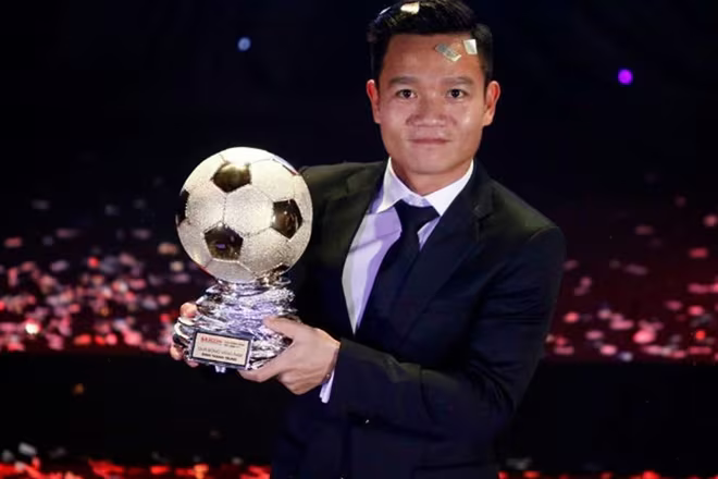 Điểm danh những cái tên "hot" nhất V-League 2018, dư luận quan tâm ảnh 5 Điểm danh những cái tên "hot" nhất V-League 2018, dư luận quan tâm ảnh 5
