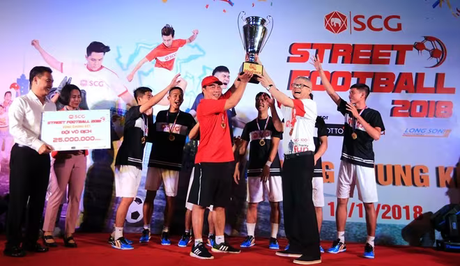 Xác định chủ nhân chiếc cúp vô địch bóng đá đường phố năm 2018 ảnh 2 Xác định chủ nhân chiếc cúp vô địch bóng đá đường phố năm 2018 ảnh 2