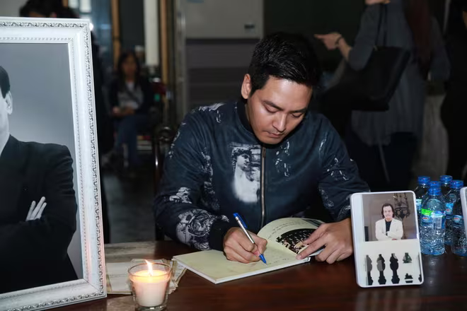 Hình ảnh nghệ sĩ xót xa tiễn đưa nhạc sĩ Thanh Tùng  ảnh 11