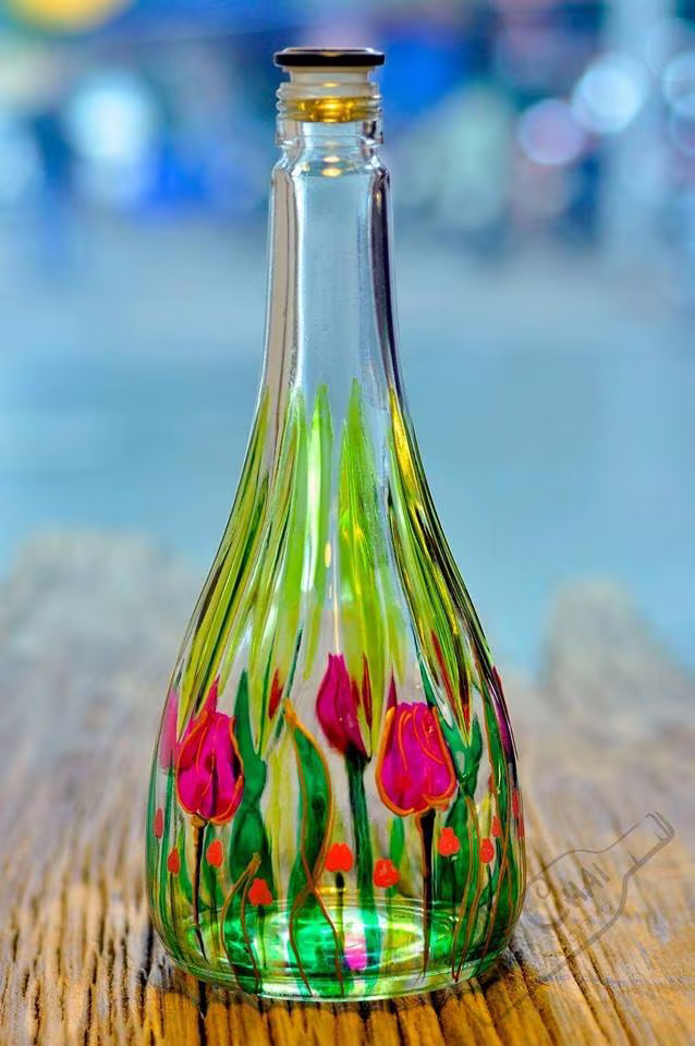 Nơi "chai lọ" bỏ đi được biến thành "của" quý  ảnh 1 Nơi "chai lọ" bỏ đi được biến thành "của" quý  ảnh 1