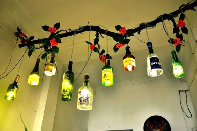 Nơi "chai lọ" bỏ đi được biến thành "của" quý  ảnh 6 Nơi "chai lọ" bỏ đi được biến thành "của" quý  ảnh 6