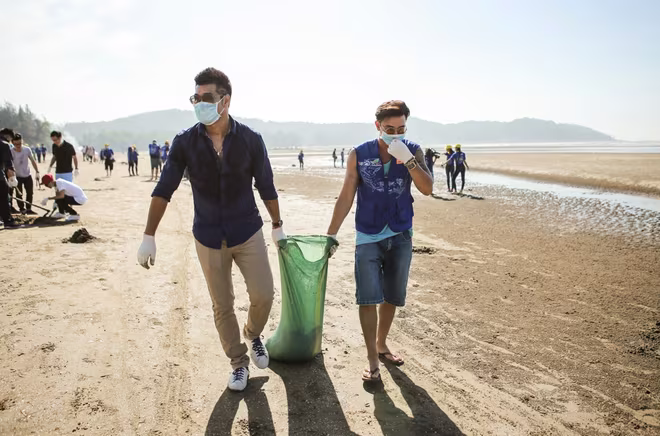 Thu Minh cùng hơn 1000 người nhặt rác  ảnh 7