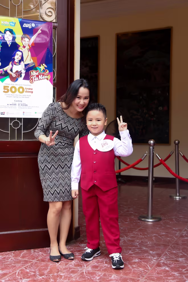 Giáng Son nhận nhiều lời "có cánh" khi ngồi "ghế nóng" ảnh 5 Giáng Son nhận nhiều lời "có cánh" khi ngồi "ghế nóng" ảnh 5