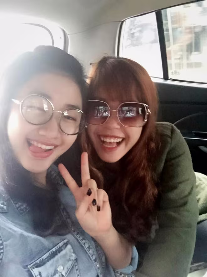 Nhan sắc đời thường của tân "Hoa hậu Bản sắc Việt toàn cầu"  ảnh 9 Nhan sắc đời thường của tân "Hoa hậu Bản sắc Việt toàn cầu"  ảnh 9