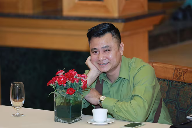 Tự Long: "Có trả cát-sê gấp đôi cũng không diễn với ai ngoài Xuân Bắc" ảnh 9