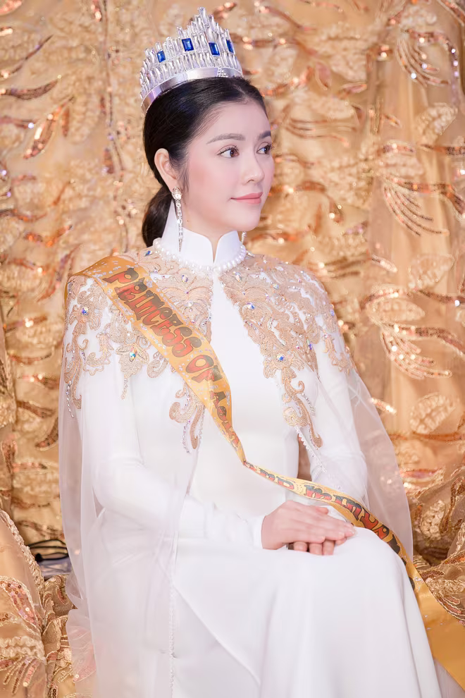 Lý Nhã Kỳ chính thức trở thành "Công chúa châu Á" của bộ tộc Mindanao! ảnh 3 Lý Nhã Kỳ chính thức trở thành "Công chúa châu Á" của bộ tộc Mindanao! ảnh 3