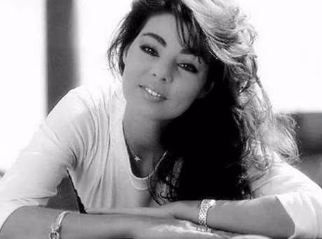 "Nữ hoàng" nhạc Pop Sandra hủy show diễn ở châu Âu để đến Việt Nam ảnh 3 "Nữ hoàng" nhạc Pop Sandra hủy show diễn ở châu Âu để đến Việt Nam ảnh 3