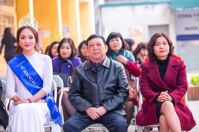 Nghĩa cử "uống nước nhớ nguồn" của Nữ hoàng đá quý Nguyễn Thị Oanh ảnh 9 Nghĩa cử "uống nước nhớ nguồn" của Nữ hoàng đá quý Nguyễn Thị Oanh ảnh 9