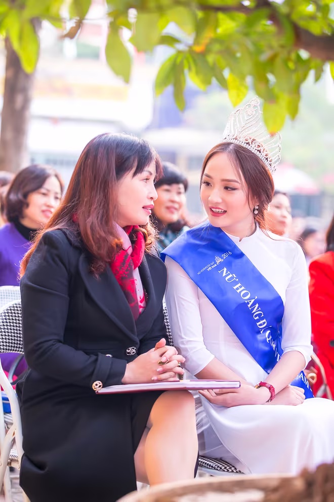 Nghĩa cử "uống nước nhớ nguồn" của Nữ hoàng đá quý Nguyễn Thị Oanh ảnh 8 Nghĩa cử "uống nước nhớ nguồn" của Nữ hoàng đá quý Nguyễn Thị Oanh ảnh 8