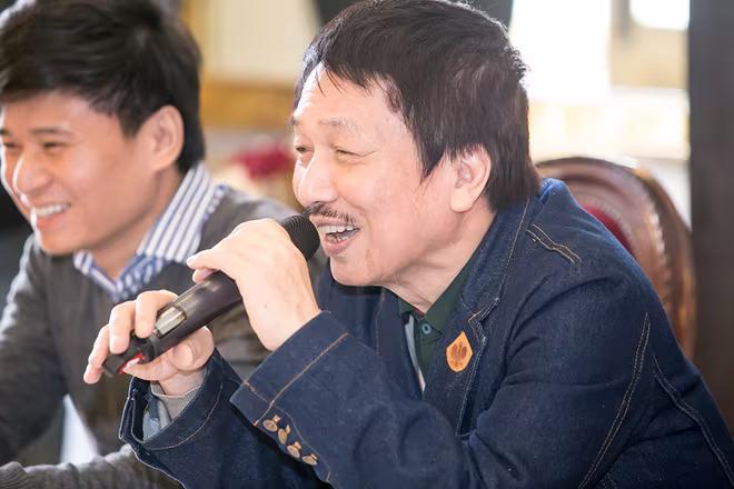 Nhạc sĩ Phú Quang tự nhận mình... liều ảnh 1 Nhạc sĩ Phú Quang tự nhận mình... liều ảnh 1