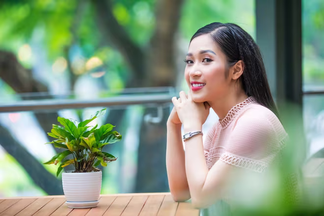 "Ngọc nữ Bolero" Helen Thủy lên tiếng về tin đồn có "đại gia" chống lưng ảnh 1 "Ngọc nữ Bolero" Helen Thủy lên tiếng về tin đồn có "đại gia" chống lưng ảnh 1