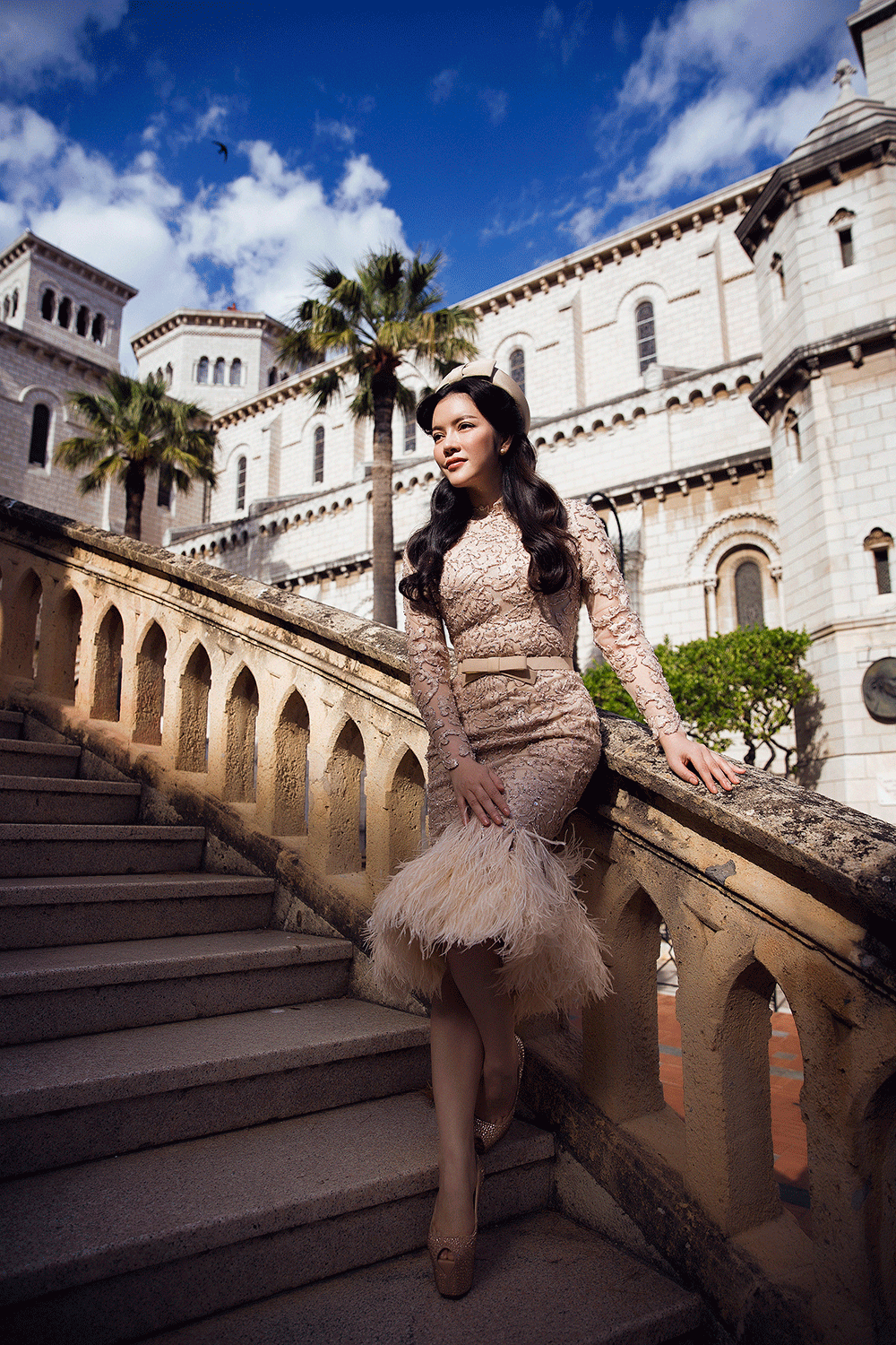 Vẻ đẹp cổ điển của Lý Nhã Kỳ bên lâu đài châu Âu ảnh 11