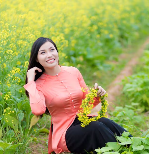 Tuổi thơ dữ dội khó tin của cặp đôi "bản sao" Đan Trường - Cẩm Ly ảnh 3