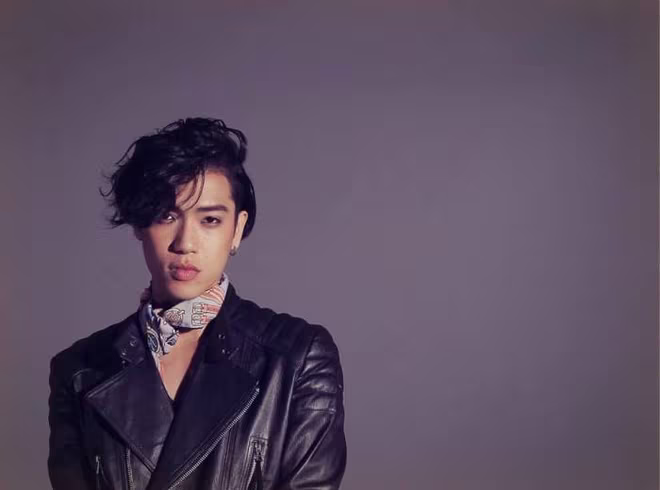 Hiền Sến: Từ vũ công lặng lẽ đến "soái ca ngôn tình" của showbiz Việt ảnh 3