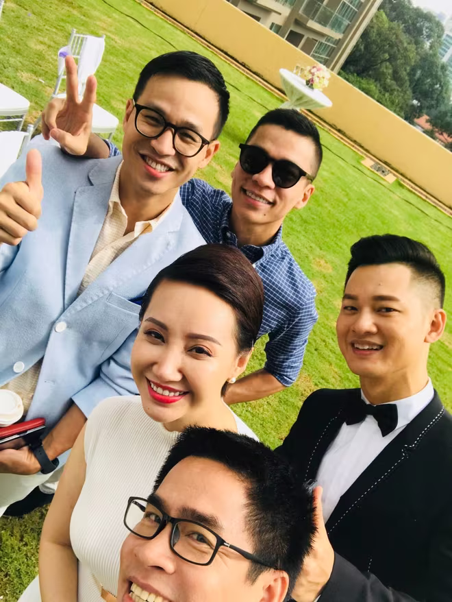 Ca sĩ Đức Tuấn bí mật tổ chức đám cưới? ảnh 2 Ca sĩ Đức Tuấn bí mật tổ chức đám cưới? ảnh 2