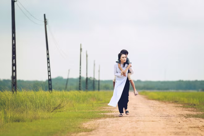 MV "Đừng hỏi em" của Mỹ Tâm tạo ra "cơn bão" mới ảnh 14 MV "Đừng hỏi em" của Mỹ Tâm tạo ra "cơn bão" mới ảnh 14