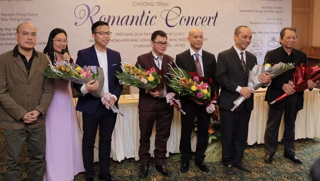 Cuộc hội ngộ "vi diệu" sau gần 30 năm của cặp nghệ sĩ violin - piano tài năng ảnh 4