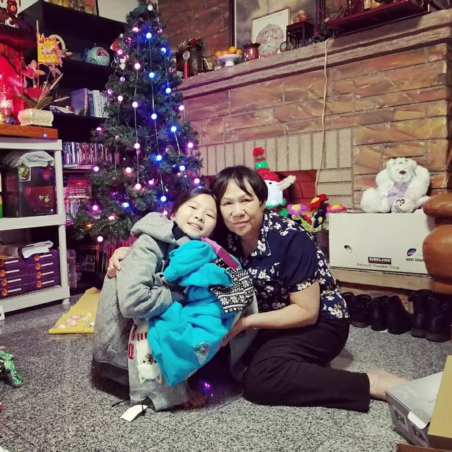 Như Quỳnh tiết lộ chuyện bị "ăn đòn" chỉ vì mê hát ảnh 3 Như Quỳnh tiết lộ chuyện bị "ăn đòn" chỉ vì mê hát ảnh 3