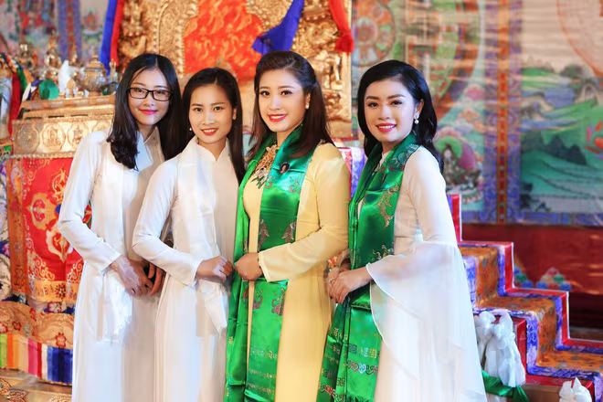 "Sao Mai" Thu Hằng tìm về với nhạc Phật để được tĩnh tâm ảnh 7 "Sao Mai" Thu Hằng tìm về với nhạc Phật để được tĩnh tâm ảnh 7