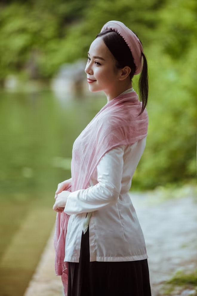  "Sao Mai" Hồng Duyên bất ngờ thử sức với phim ca nhạc ảnh 8  "Sao Mai" Hồng Duyên bất ngờ thử sức với phim ca nhạc ảnh 8