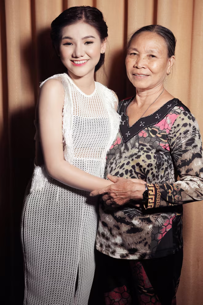 Tiết lộ thú vị về Minh Như – cô gái Việt gây "sốt" tại American Idol ảnh 1