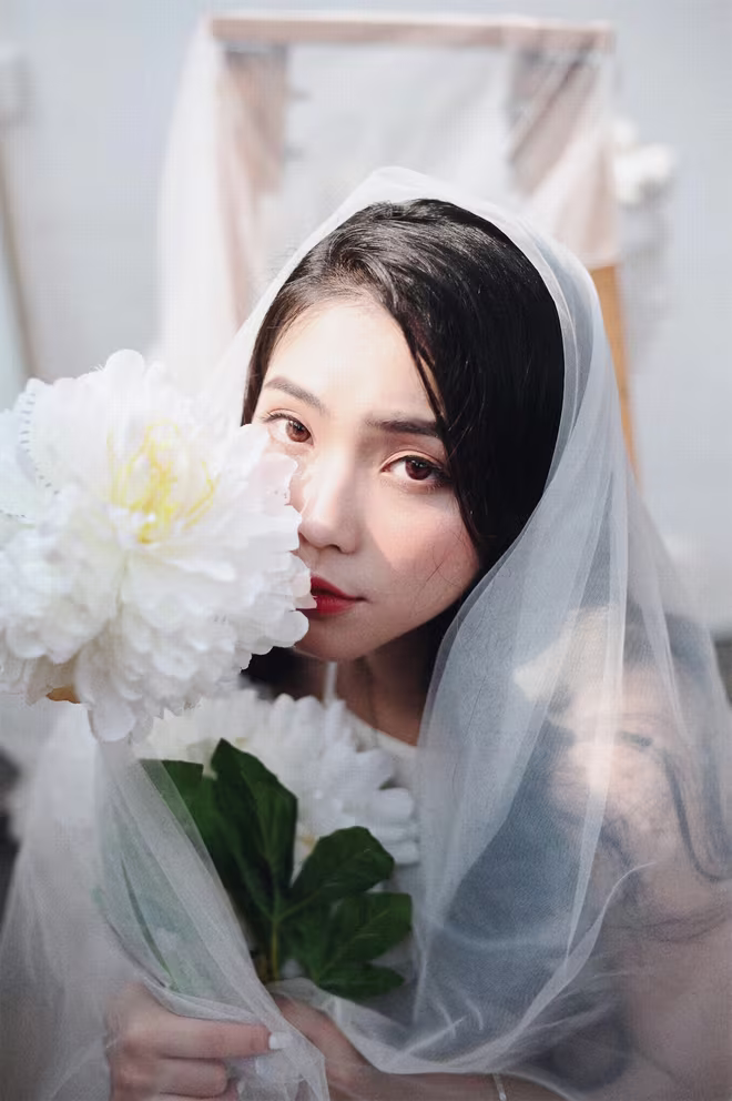 Nhân tố bí ẩn của "Giọng hát Việt 2019" gây "sốt" với MV đầu tay ảnh 2 Nhân tố bí ẩn của "Giọng hát Việt 2019" gây "sốt" với MV đầu tay ảnh 2