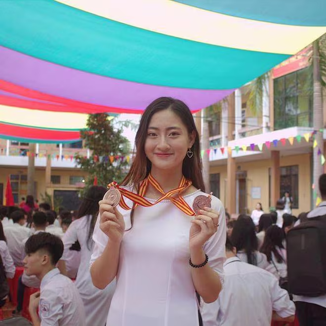 Đúng như tin đồn, cô gái mang số báo danh 481 đăng quang "Miss World Vietnam 2019" ảnh 3 Đúng như tin đồn, cô gái mang số báo danh 481 đăng quang "Miss World Vietnam 2019" ảnh 3