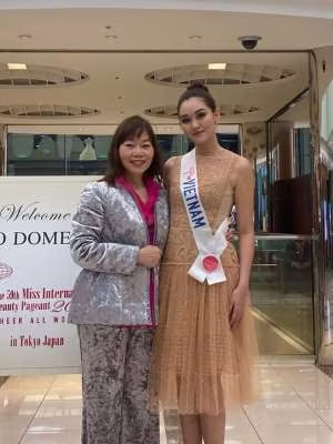 Tường San lý giải việc bật khóc khi người đẹp Thái Lan đăng quang "Hoa hậu Quốc tế 2019" ảnh 3 Tường San lý giải việc bật khóc khi người đẹp Thái Lan đăng quang "Hoa hậu Quốc tế 2019" ảnh 3