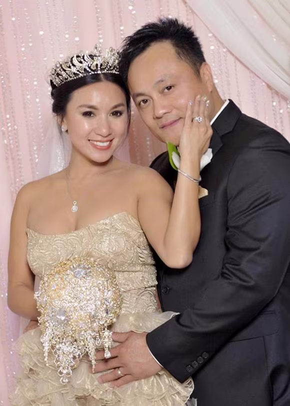 Nhan sắc và cuộc sống hiện tại của mỹ nhân khiến Lý Hùng mãi chưa chịu lấy vợ ảnh 3 Nhan sắc và cuộc sống hiện tại của mỹ nhân khiến Lý Hùng mãi chưa chịu lấy vợ ảnh 3