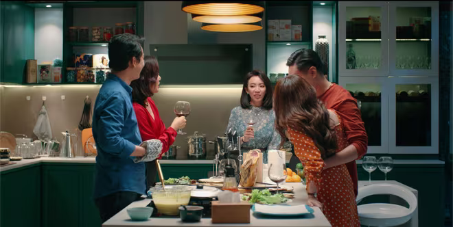 "Tiệc trăng máu" tung trailer tiết lộ trò chơi gây "sốc" ảnh 3