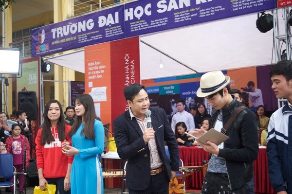 Trường đại học tung "át chủ bài" để hút tuyển sinh ảnh 6 Trường đại học tung "át chủ bài" để hút tuyển sinh ảnh 6