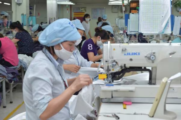 Khó khăn "bủa vây" ngành dệt may ảnh 1 Khó khăn "bủa vây" ngành dệt may ảnh 1