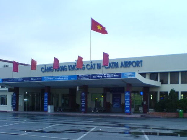 Nhiều chuyến bay đi Cát Bi phải hạ cánh xuống Nội Bài ảnh 1 Nhiều chuyến bay đi Cát Bi phải hạ cánh xuống Nội Bài ảnh 1