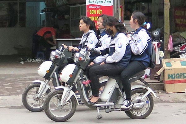 Xin lùi thời hạn đăng ký xe máy điện đến hết năm 2016 ảnh 1 Xin lùi thời hạn đăng ký xe máy điện đến hết năm 2016 ảnh 1