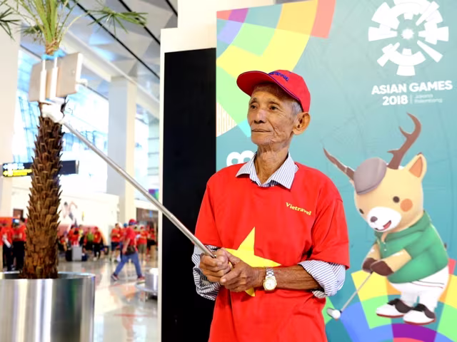 Sắc đỏ tràn ngập các chuyến bay của Vietnam Airlines sang Indonesia ảnh 10 Sắc đỏ tràn ngập các chuyến bay của Vietnam Airlines sang Indonesia ảnh 10