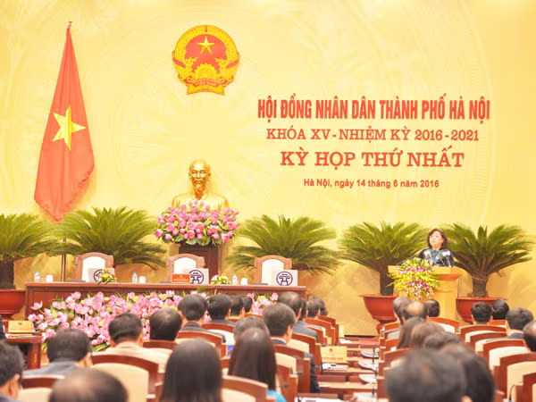Sẽ xem xét bãi nhiệm đại biểu HĐND TP.Hà Nội đối với bà Nguyễn Thị Nguyệt Hường ảnh 1 Sẽ xem xét bãi nhiệm đại biểu HĐND TP.Hà Nội đối với bà Nguyễn Thị Nguyệt Hường ảnh 1
