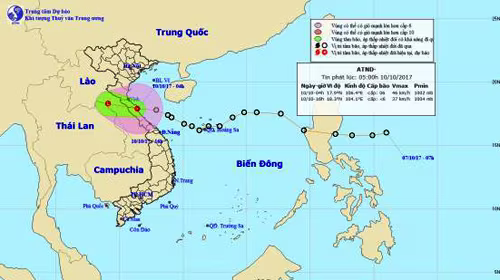 Áp thấp nhiệt đới đổ bộ vào Hà Tĩnh, Quảng Bình, nhiều nơi bị cô lập ảnh 2 Áp thấp nhiệt đới đổ bộ vào Hà Tĩnh, Quảng Bình, nhiều nơi bị cô lập ảnh 2