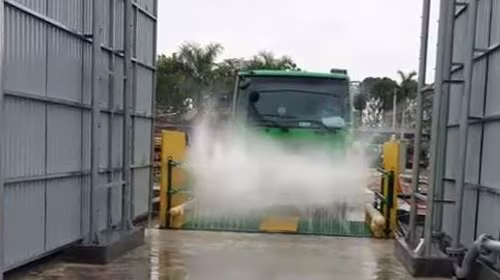 Xe ô tô vào Hà Nội sẽ phải qua các trạm rửa xe tự động ảnh 1 Xe ô tô vào Hà Nội sẽ phải qua các trạm rửa xe tự động ảnh 1